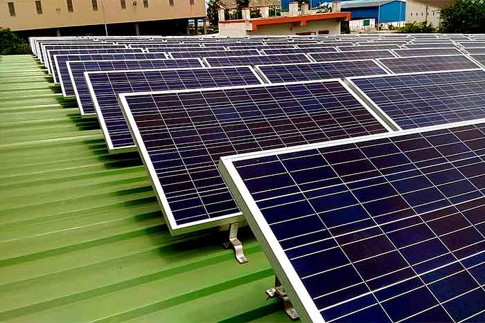 What-is-the-monthly-output-of-a-20kW-solar-system-solar-system-on-the-green-roof