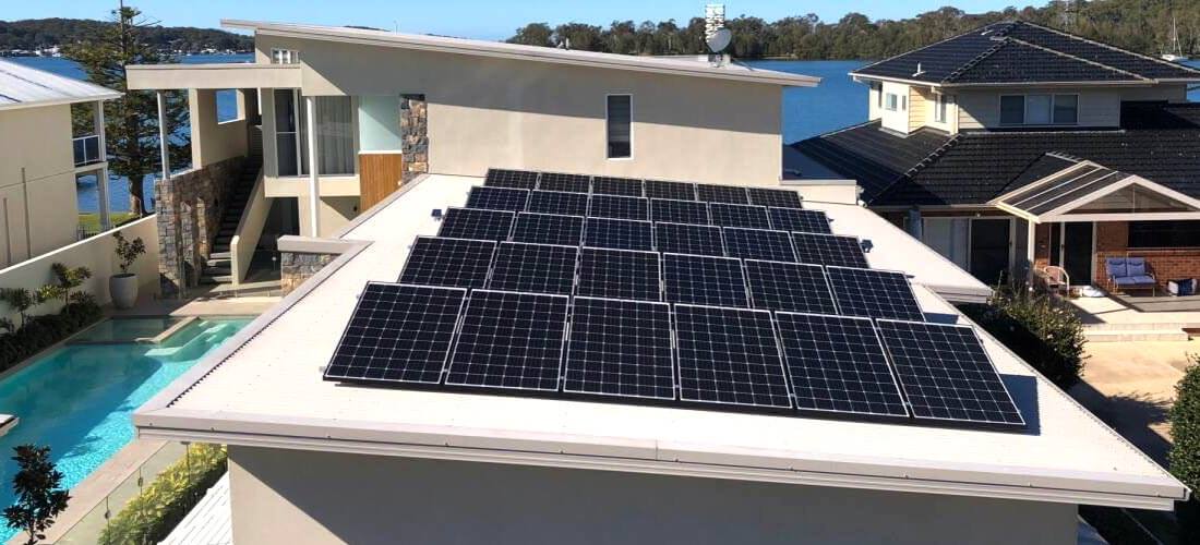 WINAICO Solar panesl installed on flat roof