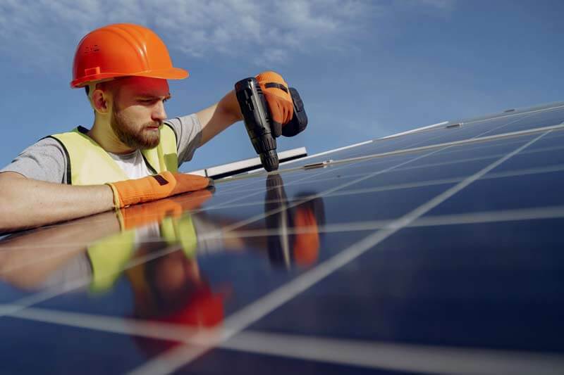 What are the pros and cons of installing solar energy in TAS