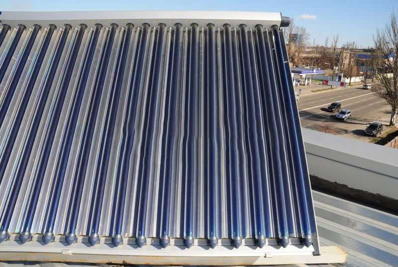 Evacuated tube solar collectors