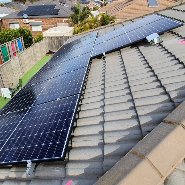 LONGi Solar Australia panel residential installation.jpg