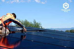 Mondiaux Solar panel residential installation