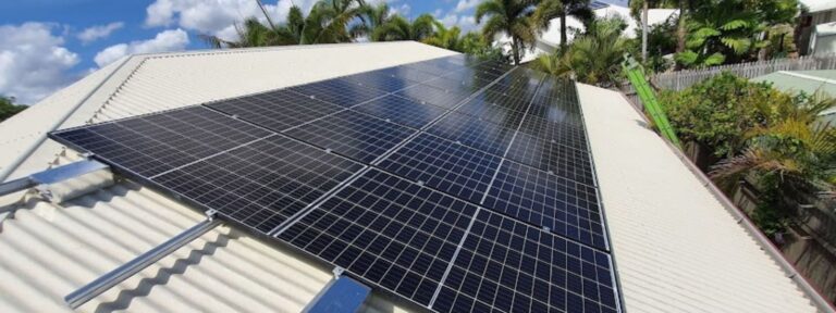 Townsville solar job__FocusFillWzE4NDQsNjkyLCJ5IiwxNzJd